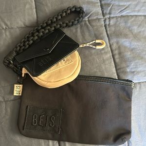 The Sport Wristlet Set